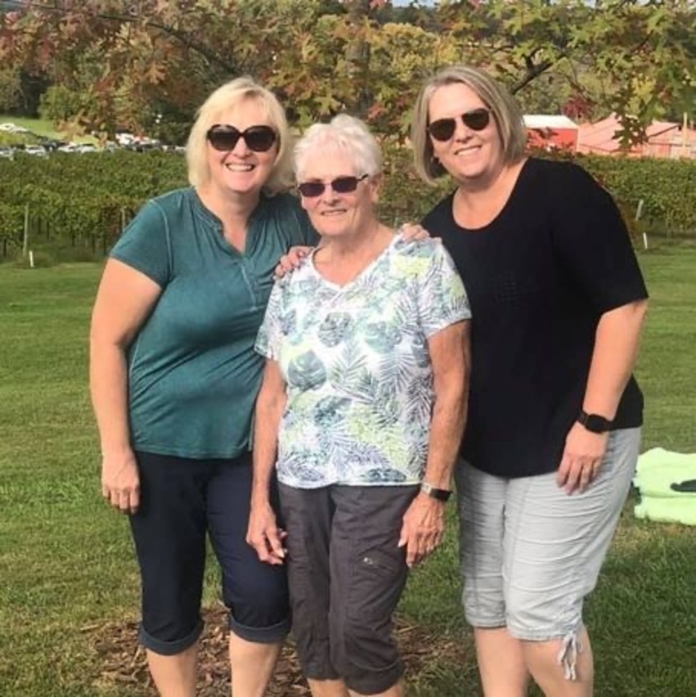 Meet your Posher, Dawn